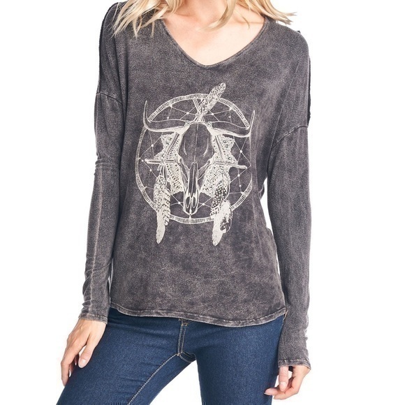 Long sleeve garment wash with bull head screen top - Picture 1 of 5